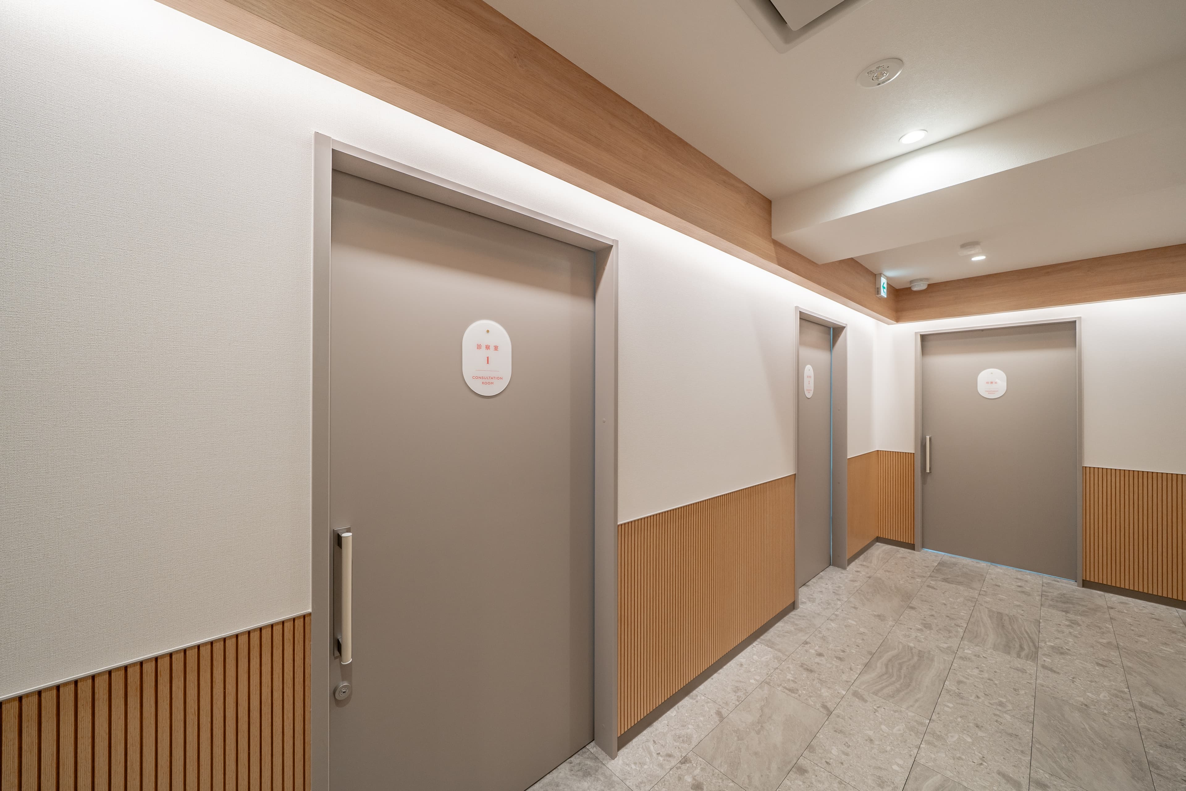 院内サインの再設計 — 統一感あるサイン